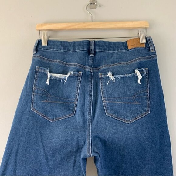 Real Good AE Dream Curvy High-Waisted Jegging | Stretchy | Distressed Denim | Me - Picture 6 of 8